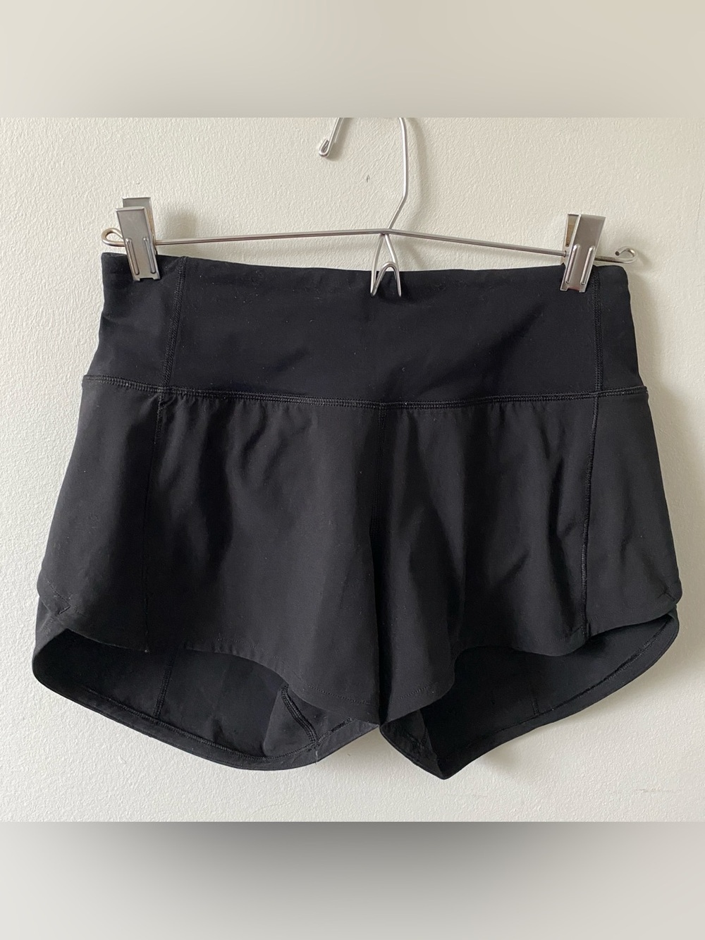 LULULEMON Black Speed Up Short Long Size 2
